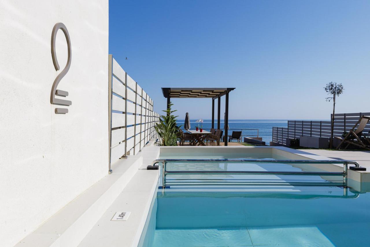 Deux Paradis, A Beachfront Retreat, By Thinkvilla Ретимно Экстерьер фото